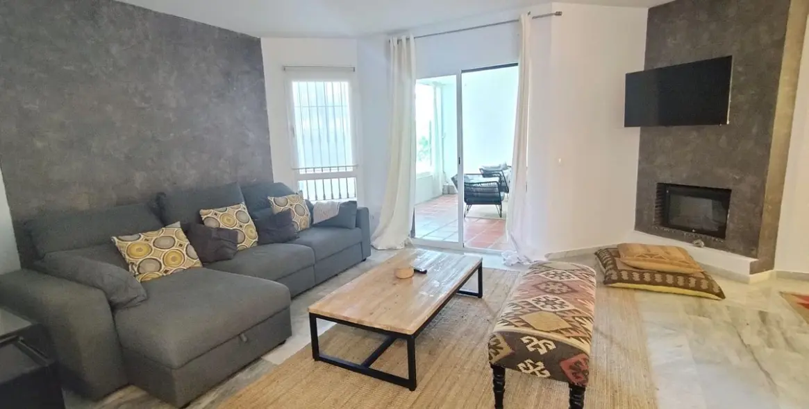 Short-term rent of ground floor apartment in Nueva Andalucía 4