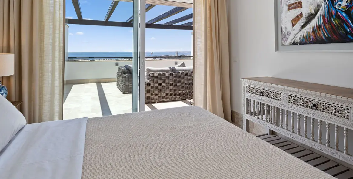 Short-term rent of middle floor apartment in Marbella 14