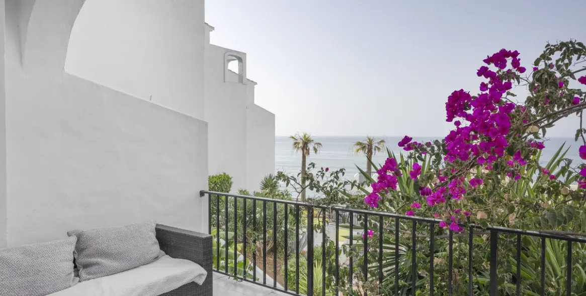 Краткосрочная аренда апартаментов на первом этаже в Calahonda 3