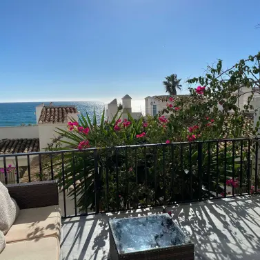 Alquiler a corto plazo de apartamento en planta baja en Calahonda