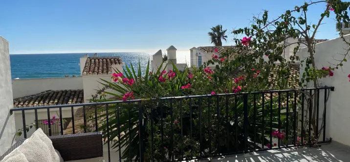 Alquiler a corto plazo de apartamento en planta baja en Calahonda 1