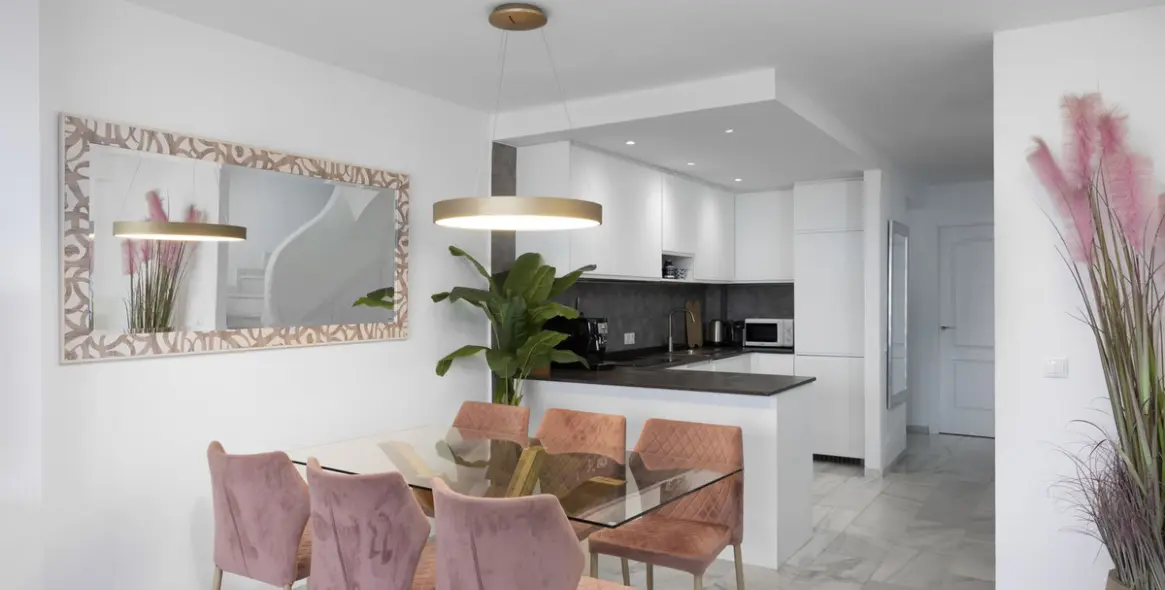 Alquiler a corto plazo de apartamento en planta baja en Calahonda 7