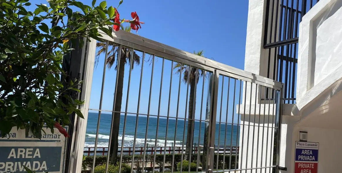 Alquiler a corto plazo de apartamento en planta baja en Calahonda 34