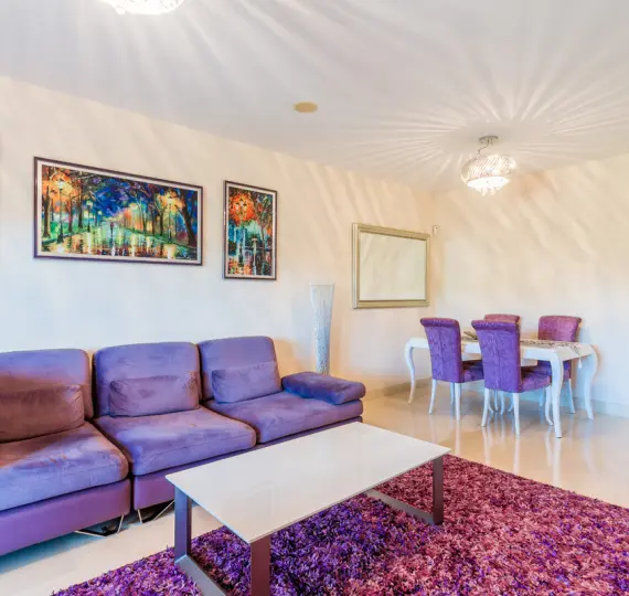 Short-term rent of middle floor apartment in Benahavís