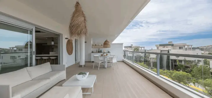 Short-term rent of ground floor apartment in Benahavís 1