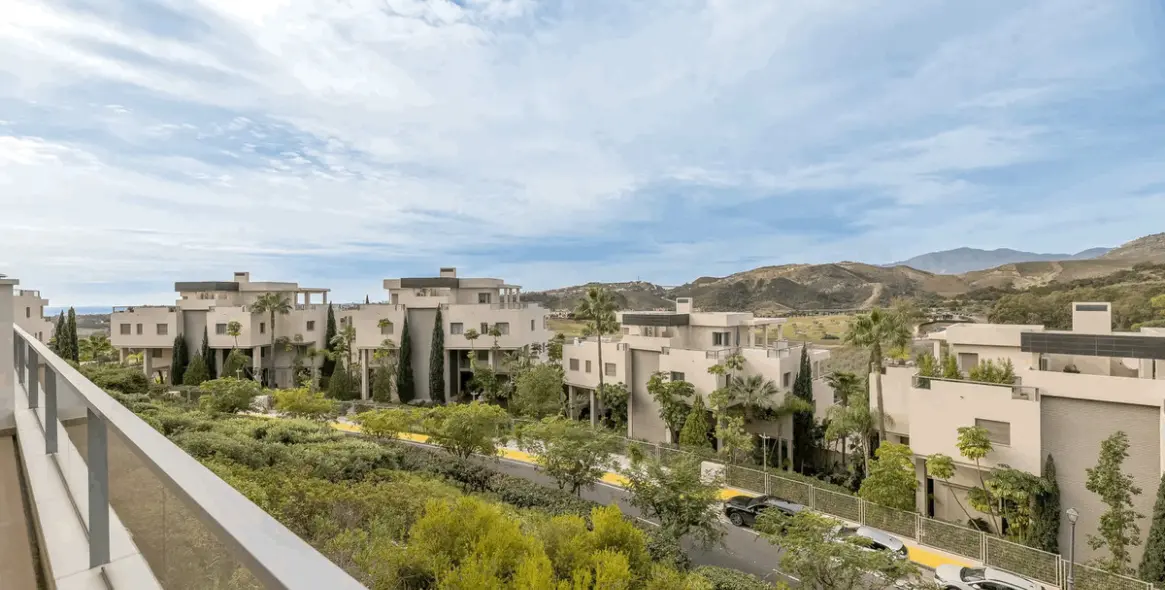 Alquiler a corto plazo de apartamento en planta baja en Benahavís 9