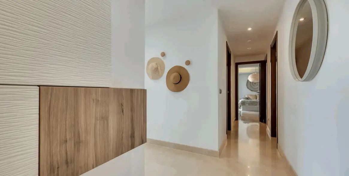 Alquiler a corto plazo de apartamento en planta baja en Benahavís 20