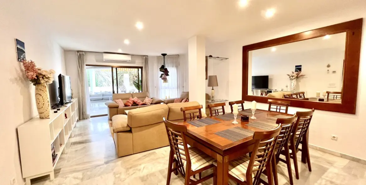 Long-term rent of ground floor apartment in Elviria 2