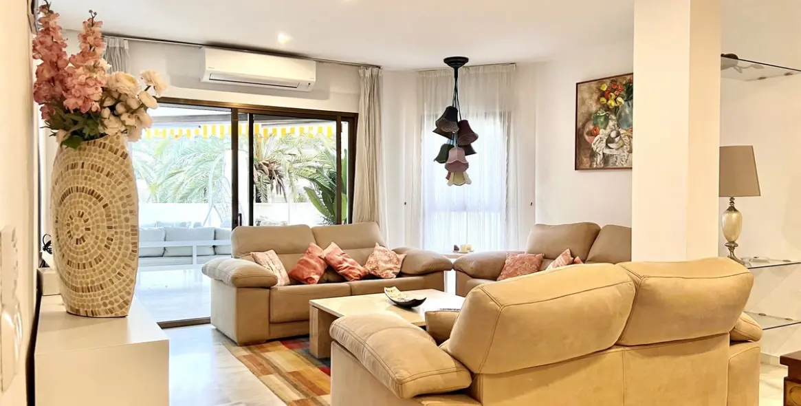 Long-term rent of ground floor apartment in Elviria 3