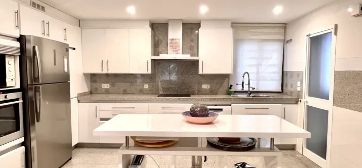 Long-term rent of ground floor apartment in Elviria 4