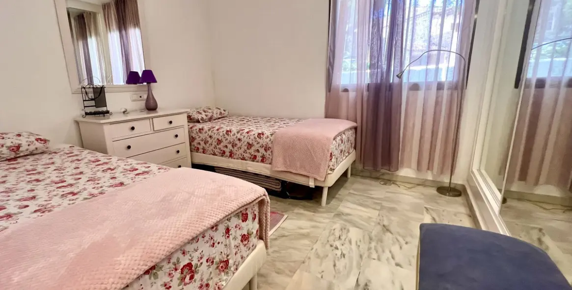 Long-term rent of ground floor apartment in Elviria 9