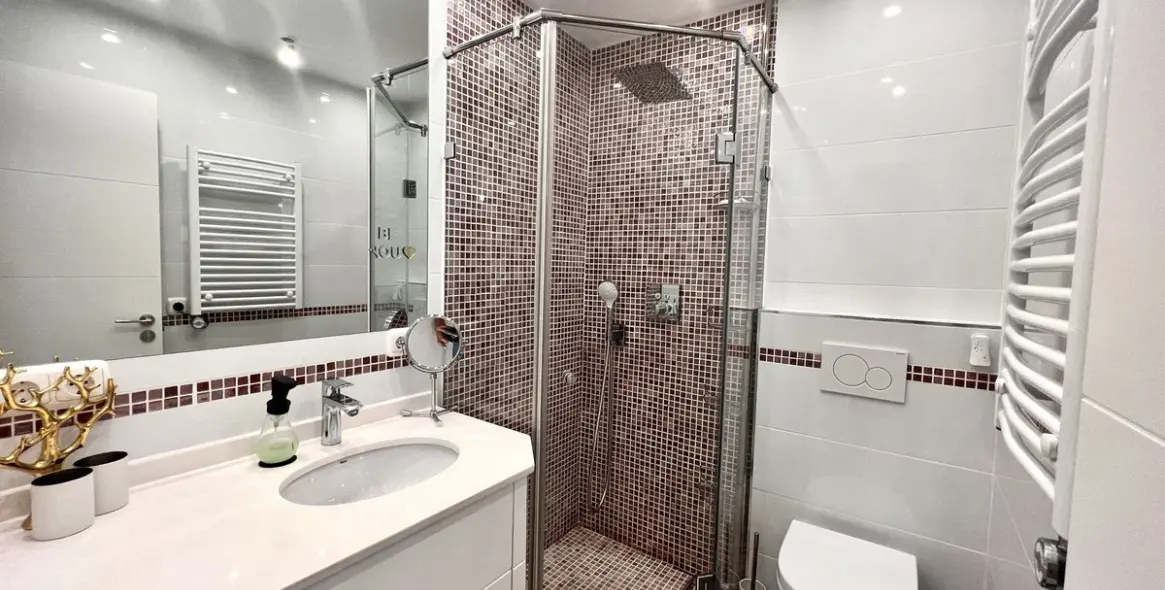 Long-term rent of ground floor apartment in Elviria 12