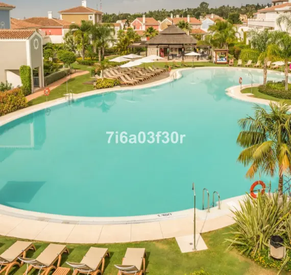 Short-term rent of penthouse in New Golden Mile