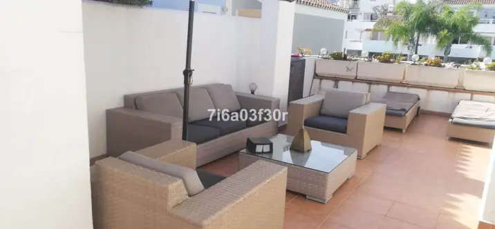 Short-term rent of penthouse in New Golden Mile 1