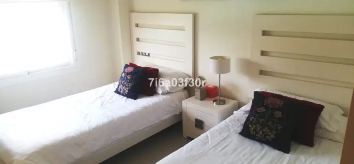 Short-term rent of penthouse in New Golden Mile 3