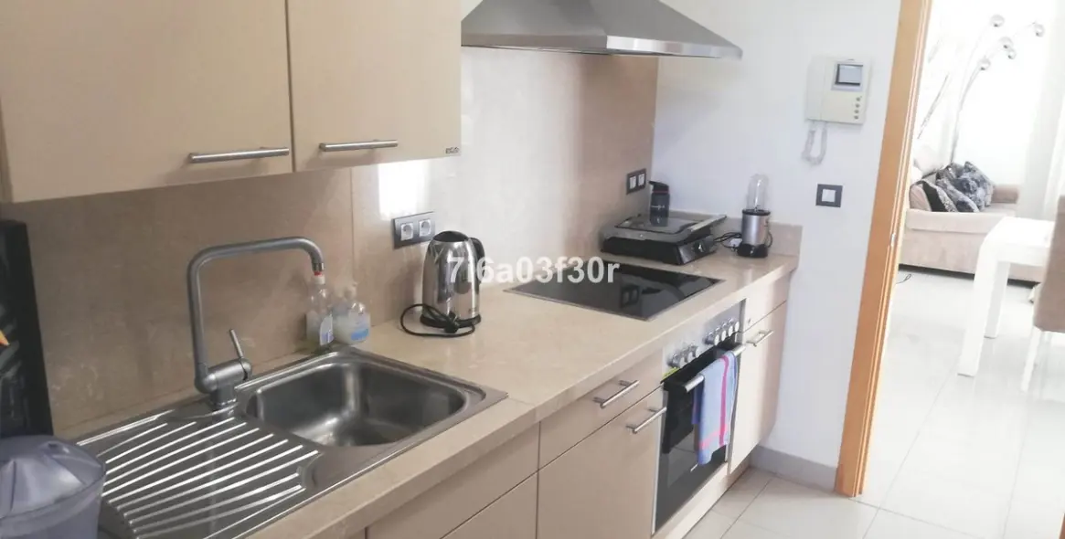 Short-term rent of penthouse in New Golden Mile 7