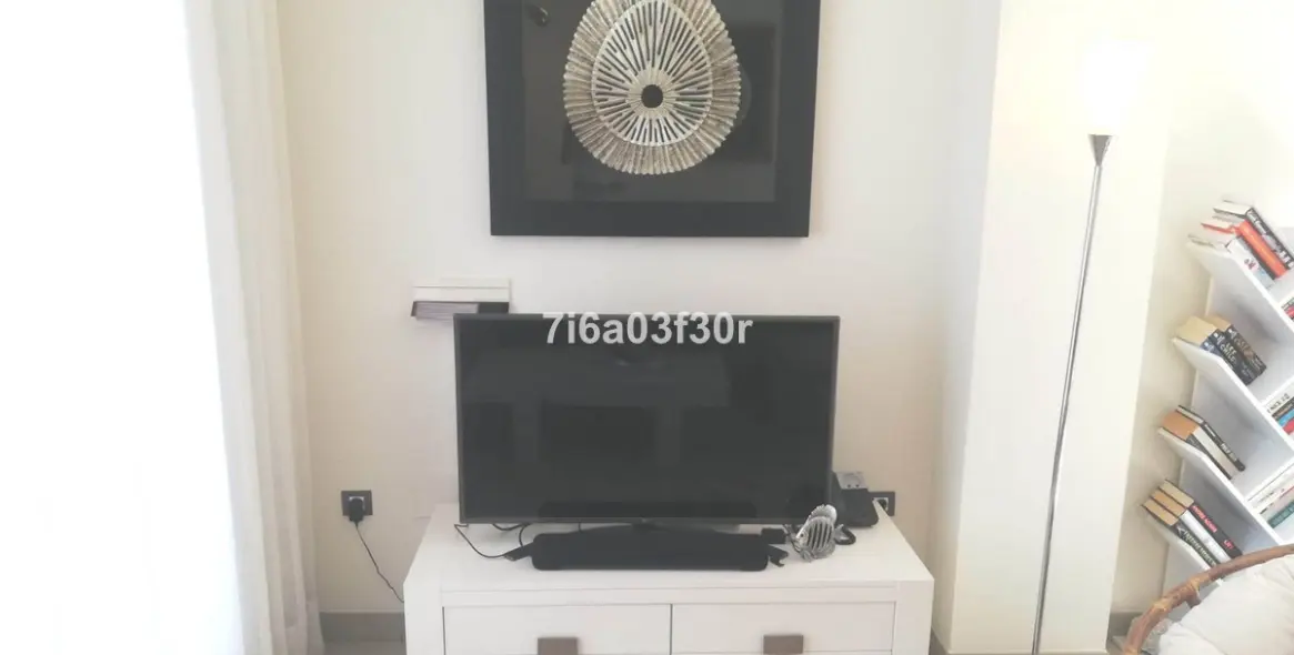 Short-term rent of penthouse in New Golden Mile 14