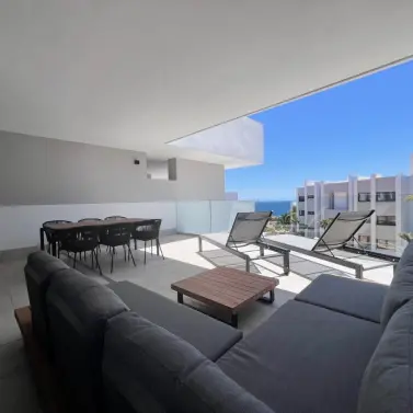 Short-term rent of middle floor apartment in Manilva