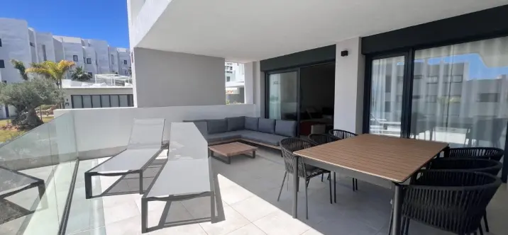 Short-term rent of middle floor apartment in Manilva 3