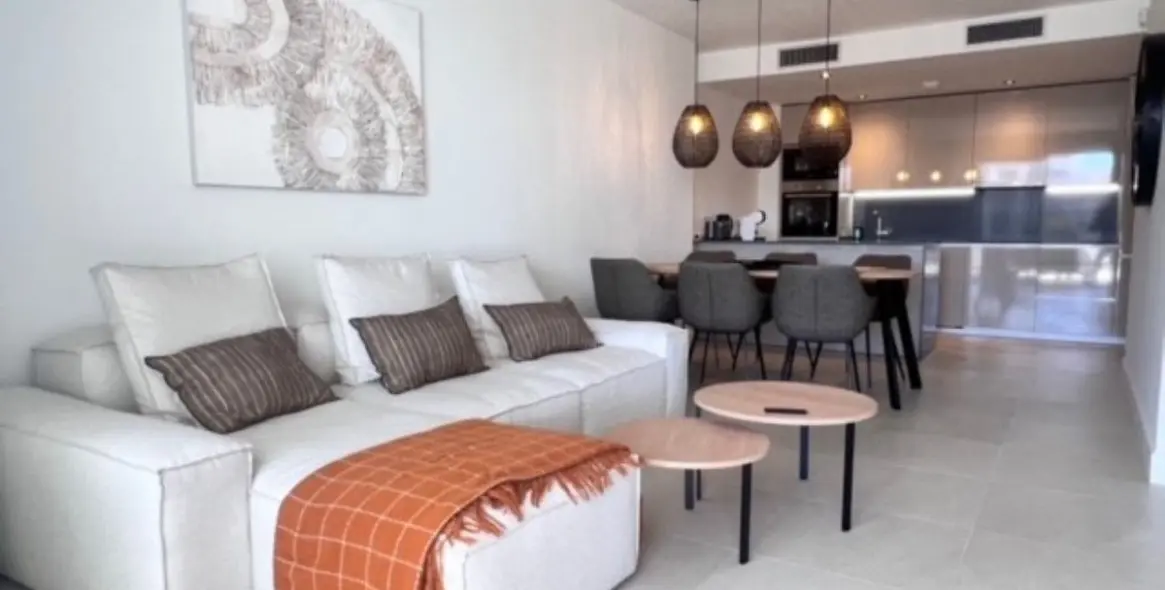 Short-term rent of middle floor apartment in Manilva 5