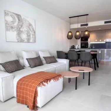 Short-term rent of middle floor apartment in Manilva