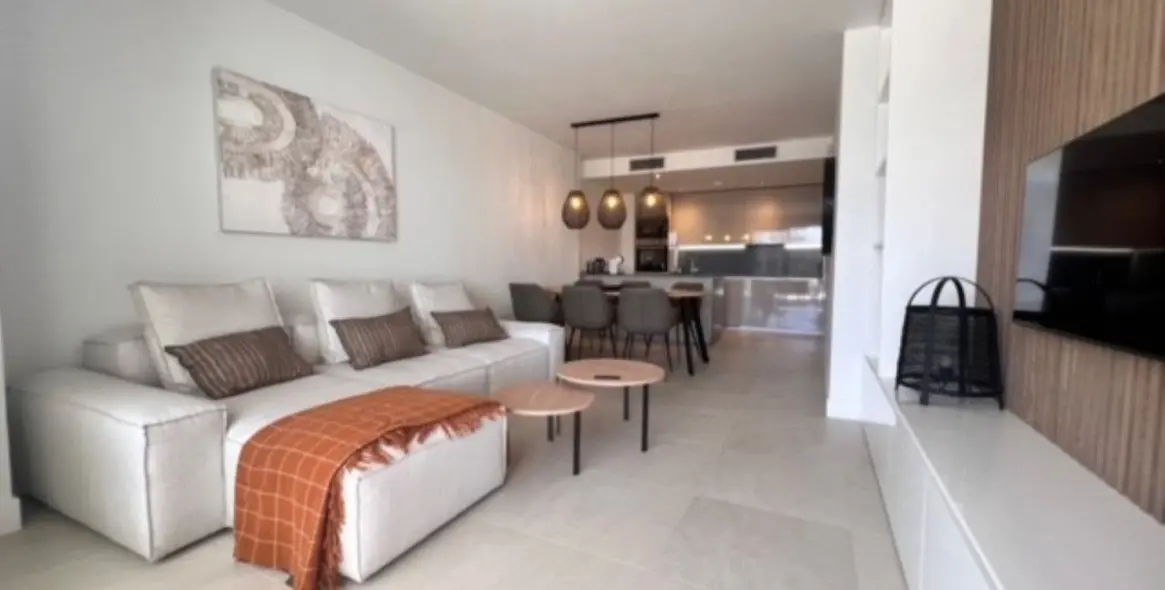 Short-term rent of middle floor apartment in Manilva 6