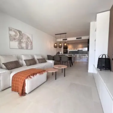 Short-term rent of middle floor apartment in Manilva