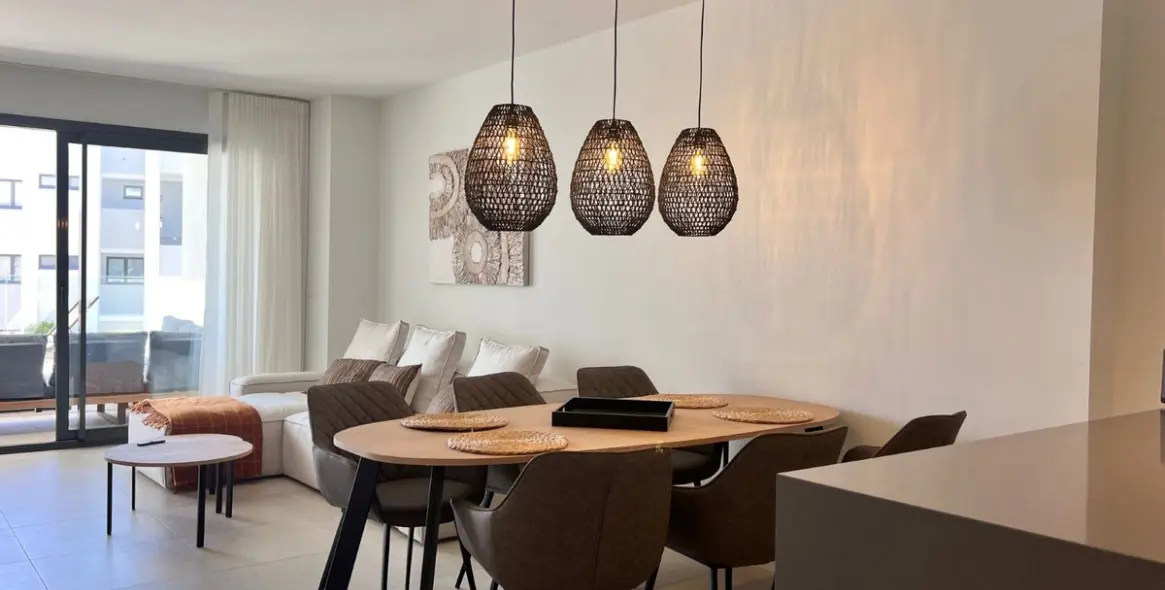 Short-term rent of middle floor apartment in Manilva 9