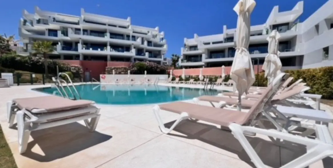 Short-term rent of middle floor apartment in Manilva 19
