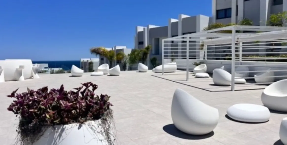 Short-term rent of middle floor apartment in Manilva 28