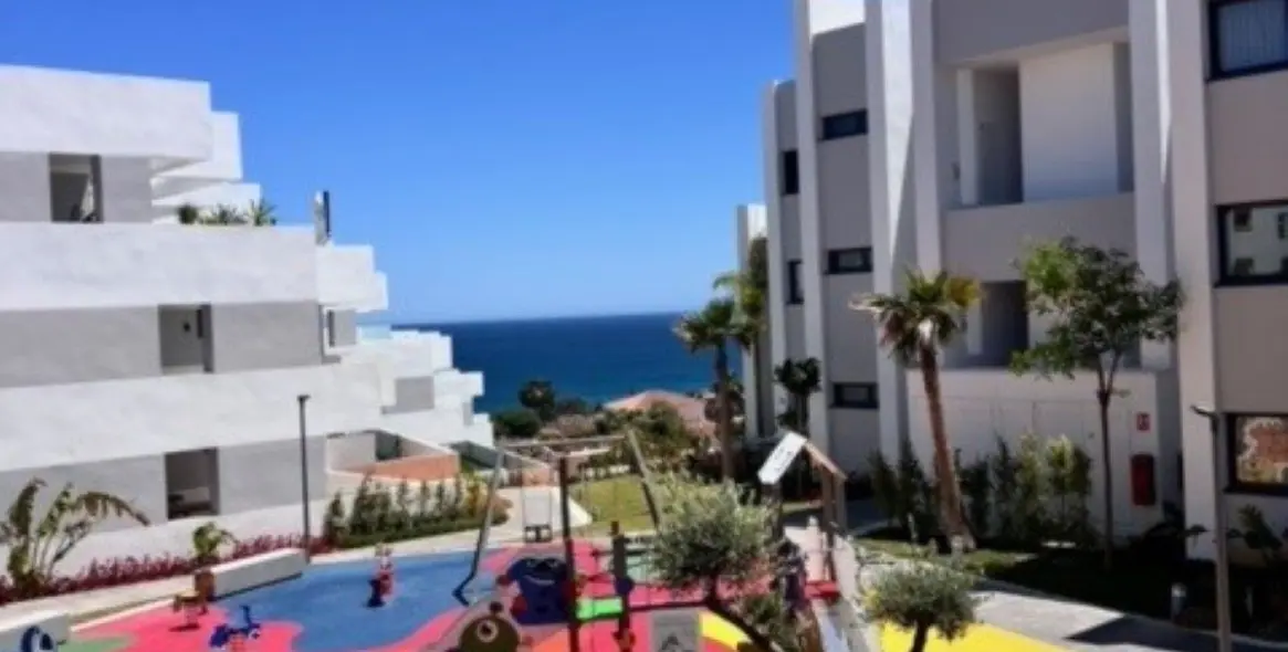 Short-term rent of middle floor apartment in Manilva 33