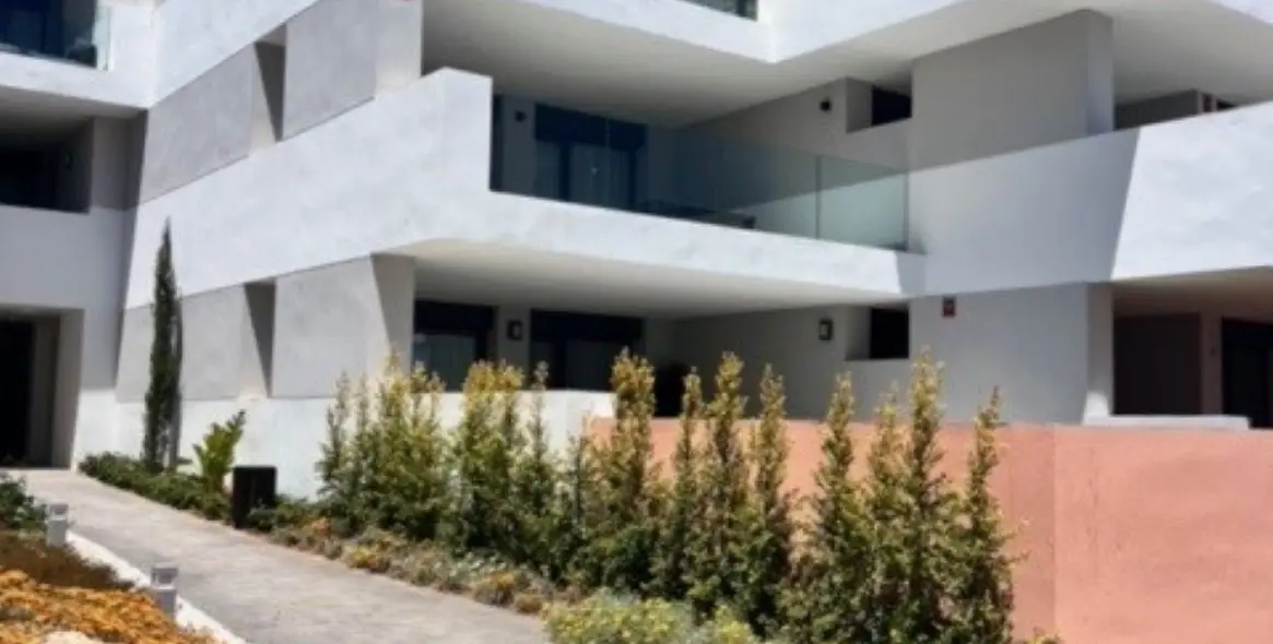 Short-term rent of middle floor apartment in Manilva 36