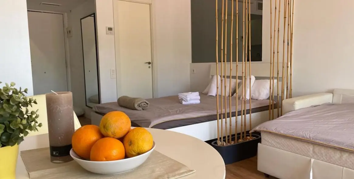 Alquiler a corto plazo de ático en Marbesa 5