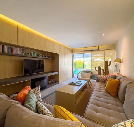 Краткосрочная аренда  отдельно стоящей виллы в Nueva Andalucía