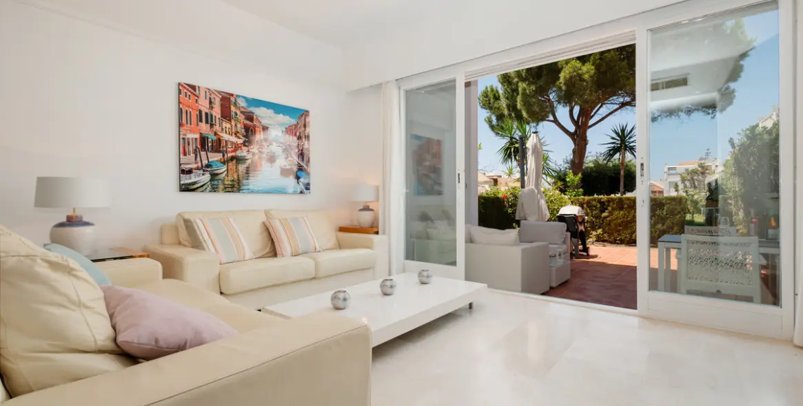 Long-term rent of townhouse in Bahía de Marbella 20