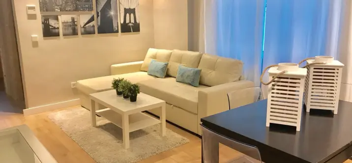 Short-term rent of ground floor apartment in El Paraiso 0