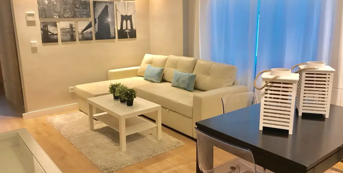 Alquiler a corto plazo de apartamento en planta baja en El Paraiso 1