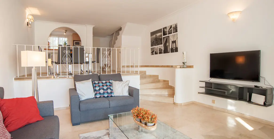 Краткосрочная аренда таунхауса в Estepona 9