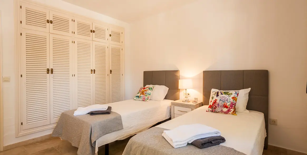 Краткосрочная аренда таунхауса в Estepona 25