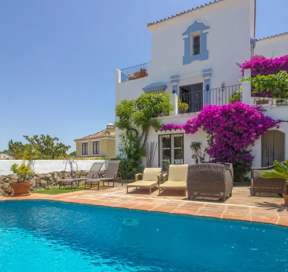 Краткосрочная аренда таунхауса в La Heredia