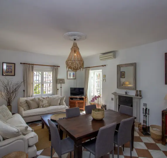 Краткосрочная аренда таунхауса в La Heredia