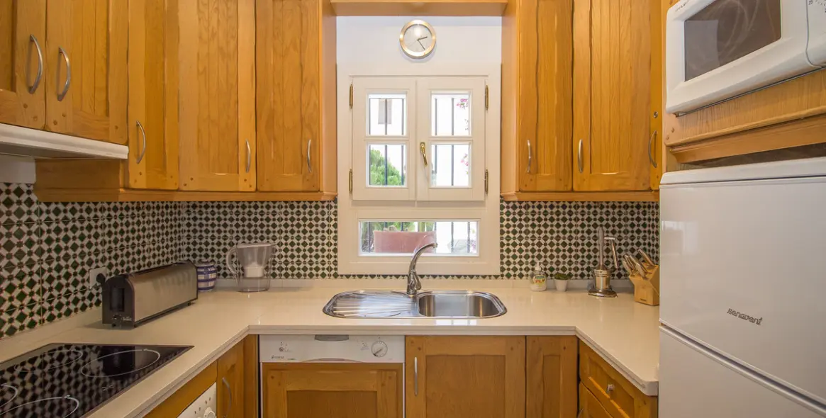 Short-term rent of townhouse in La Heredia 6