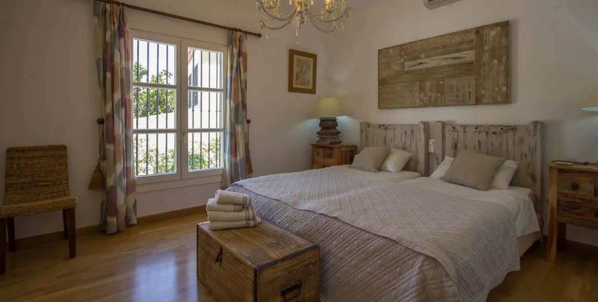 Short-term rent of townhouse in La Heredia 7