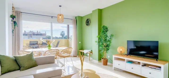 Краткосрочная аренда апартаментов на среднем этаже в Los Prados 3