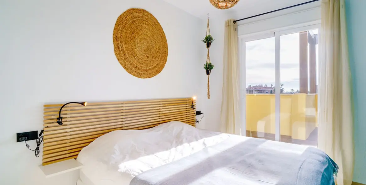 Краткосрочная аренда апартаментов на среднем этаже в Los Prados 7