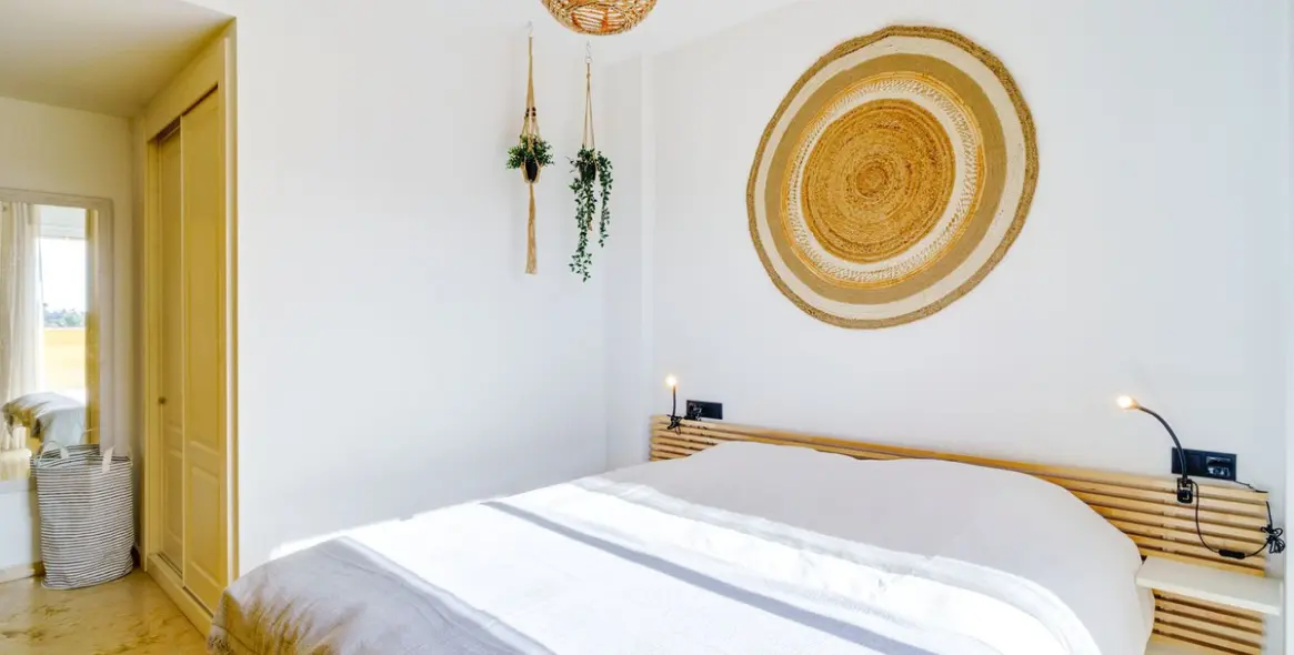 Краткосрочная аренда апартаментов на среднем этаже в Los Prados 11