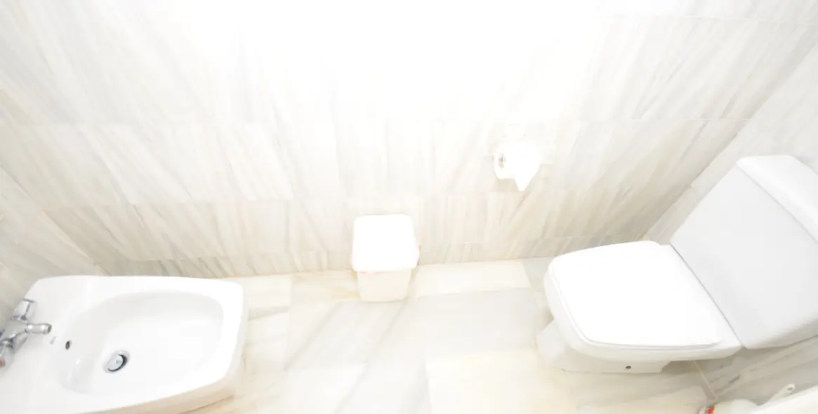 Short-term rent of ground floor apartment in Estepona 11