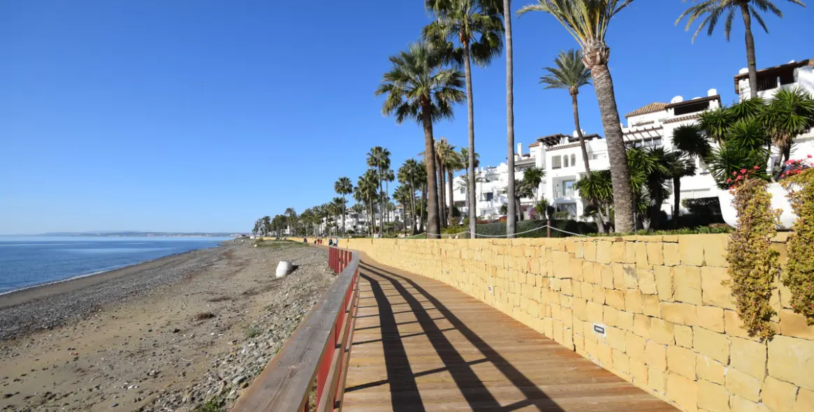 Alquiler a corto plazo de apartamento en planta baja en Estepona 25