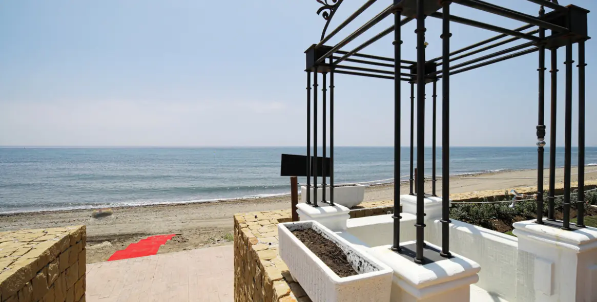 Alquiler a corto plazo de apartamento en planta baja en Estepona 28