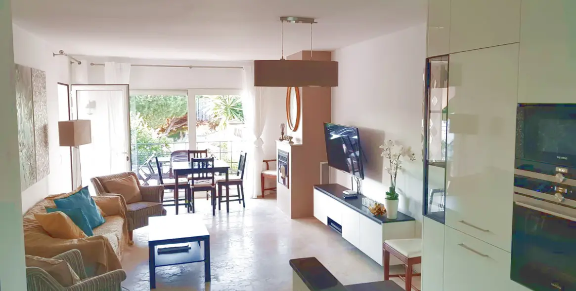 Краткосрочная аренда  отдельно стоящей виллы в Artola 5